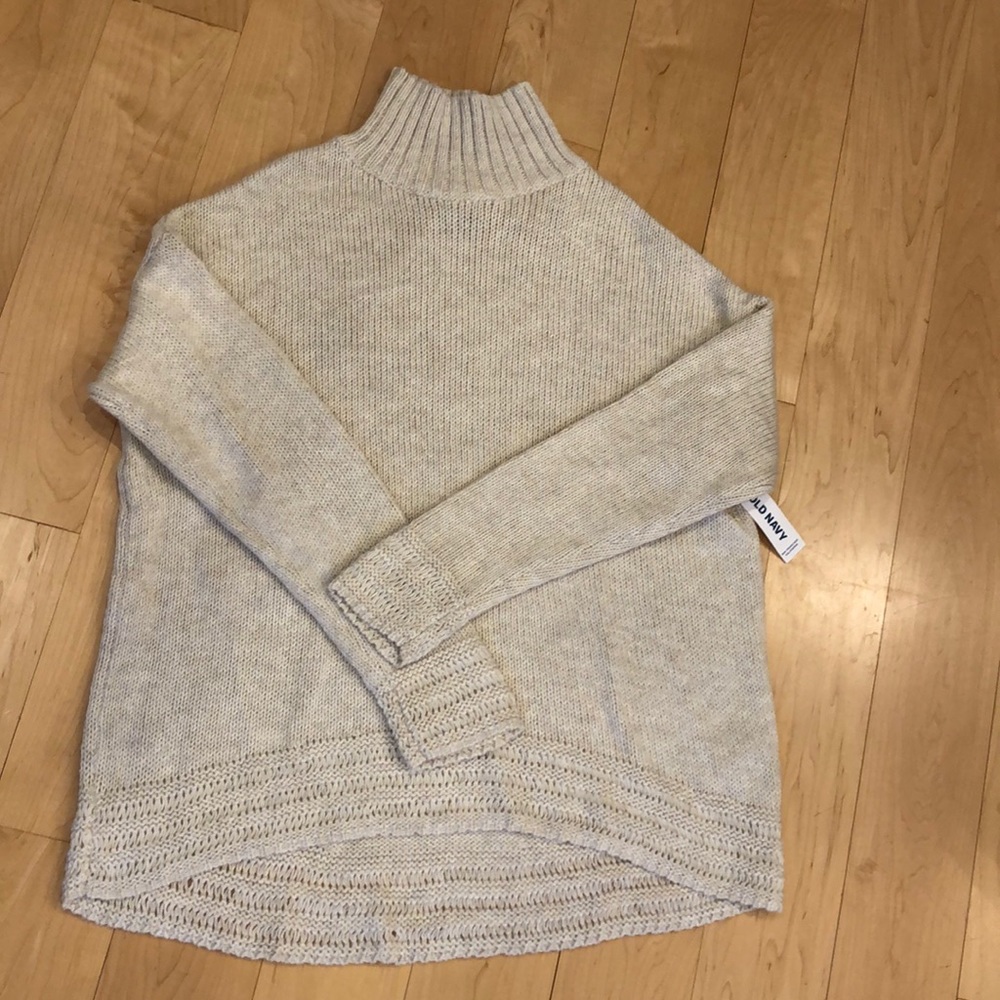 Women’s sweater